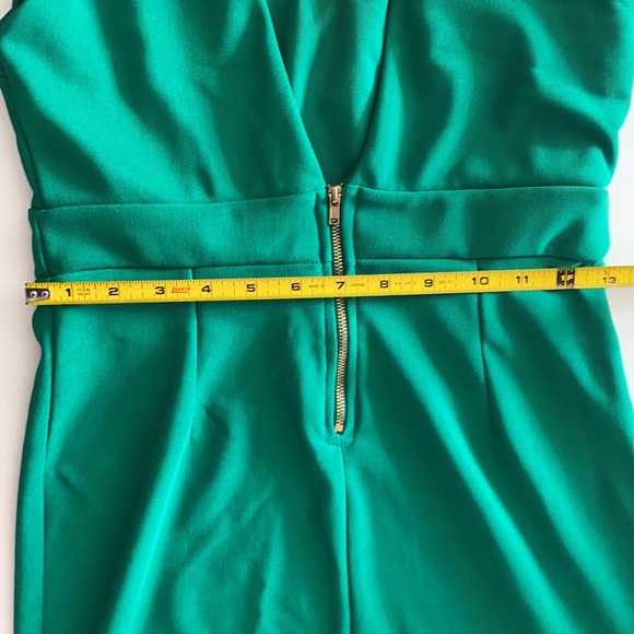 Brand New Emerald Green body-con low back dress - Picture 14 of 15